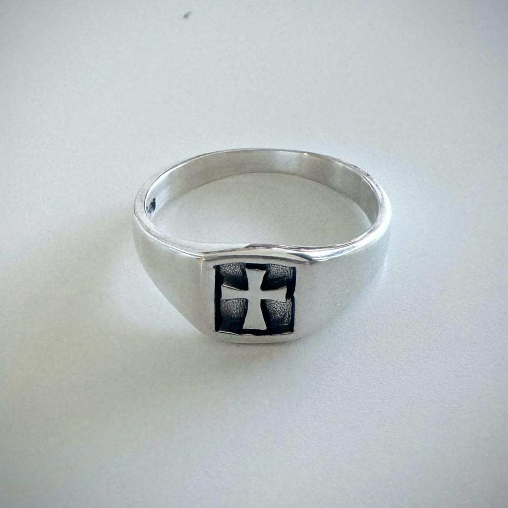 Cross Sterling Silver Ring